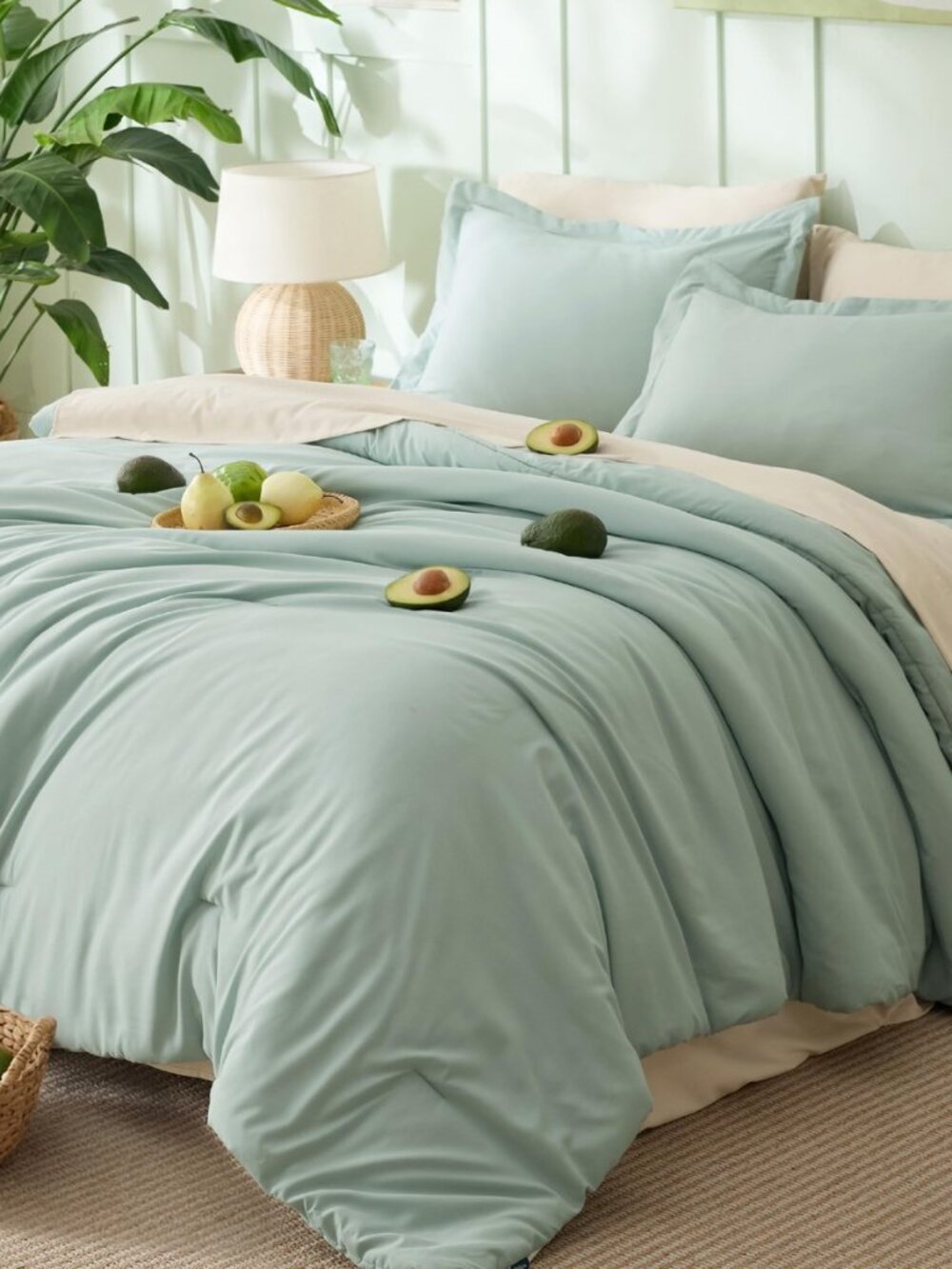 Queen Bedding Set -7 Pieces Comforter Set Sage Green Bed in a Bag